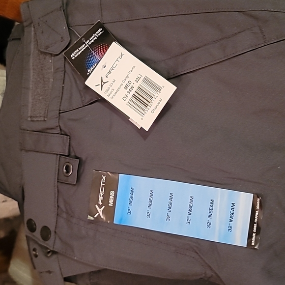 Women's Insulated Snow Pants - Picture 9 of 9